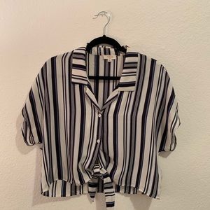 Size L Women’s Striped Blouse
